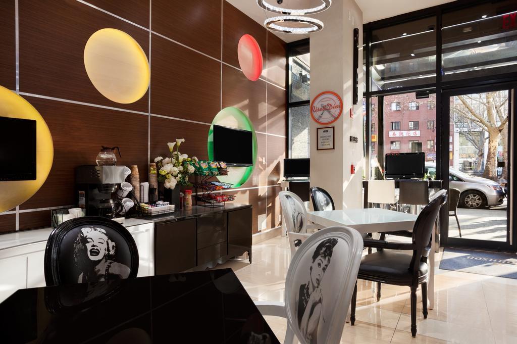 Howard Johnson Soho Нью-Йорк Экстерьер фото