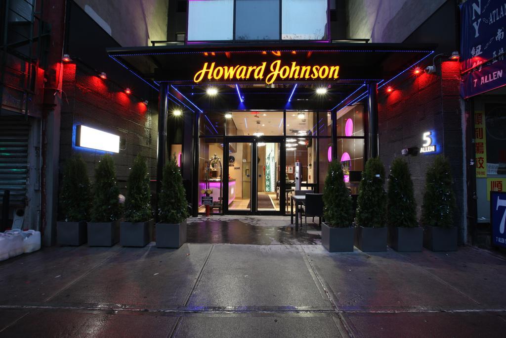 Howard Johnson Soho Нью-Йорк Экстерьер фото